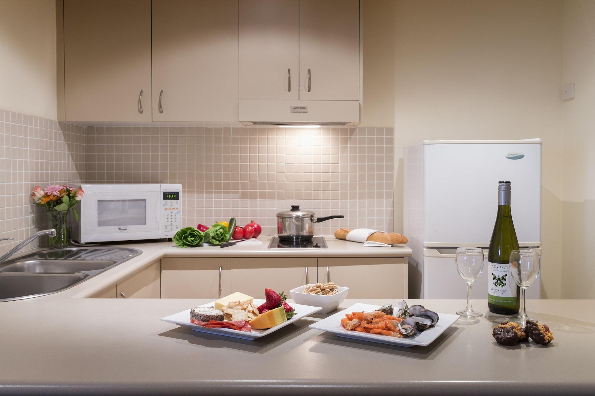 Canberra Parklands Central Apartment Hotel Official Bagian luar foto