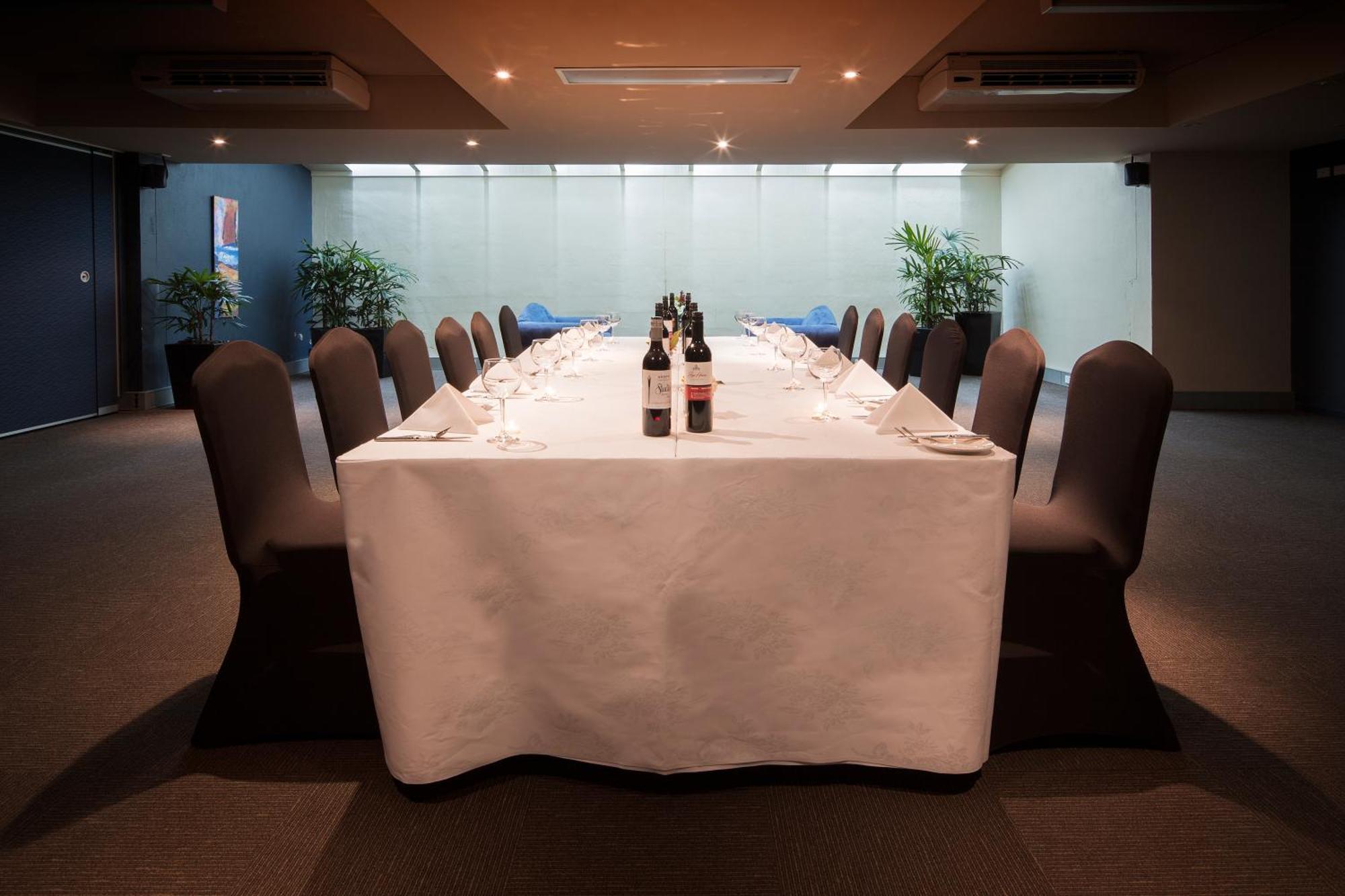 Canberra Parklands Central Apartment Hotel Official Bagian luar foto