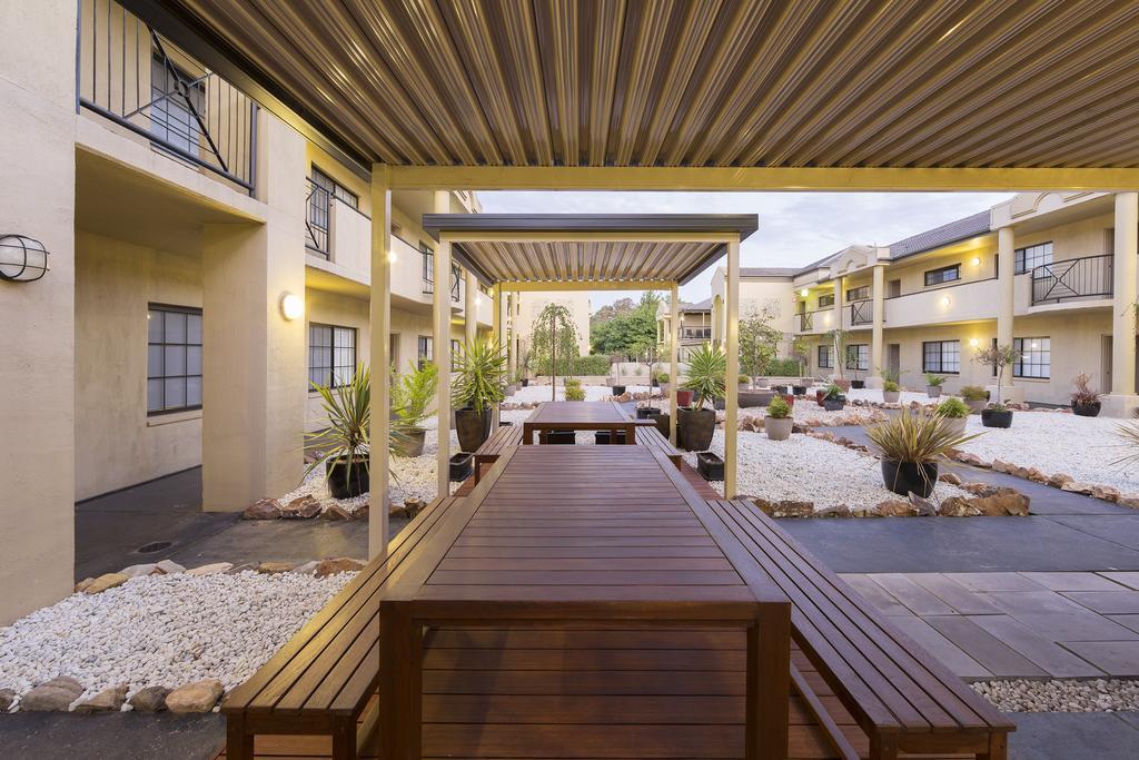Canberra Parklands Central Apartment Hotel Official Bagian luar foto