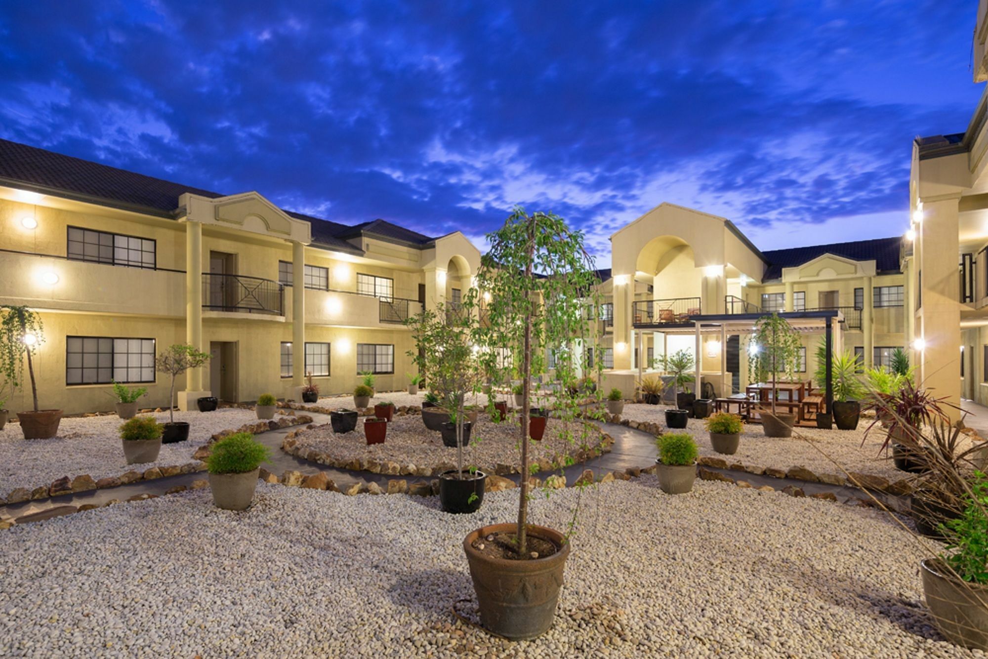 Canberra Parklands Central Apartment Hotel Official Bagian luar foto