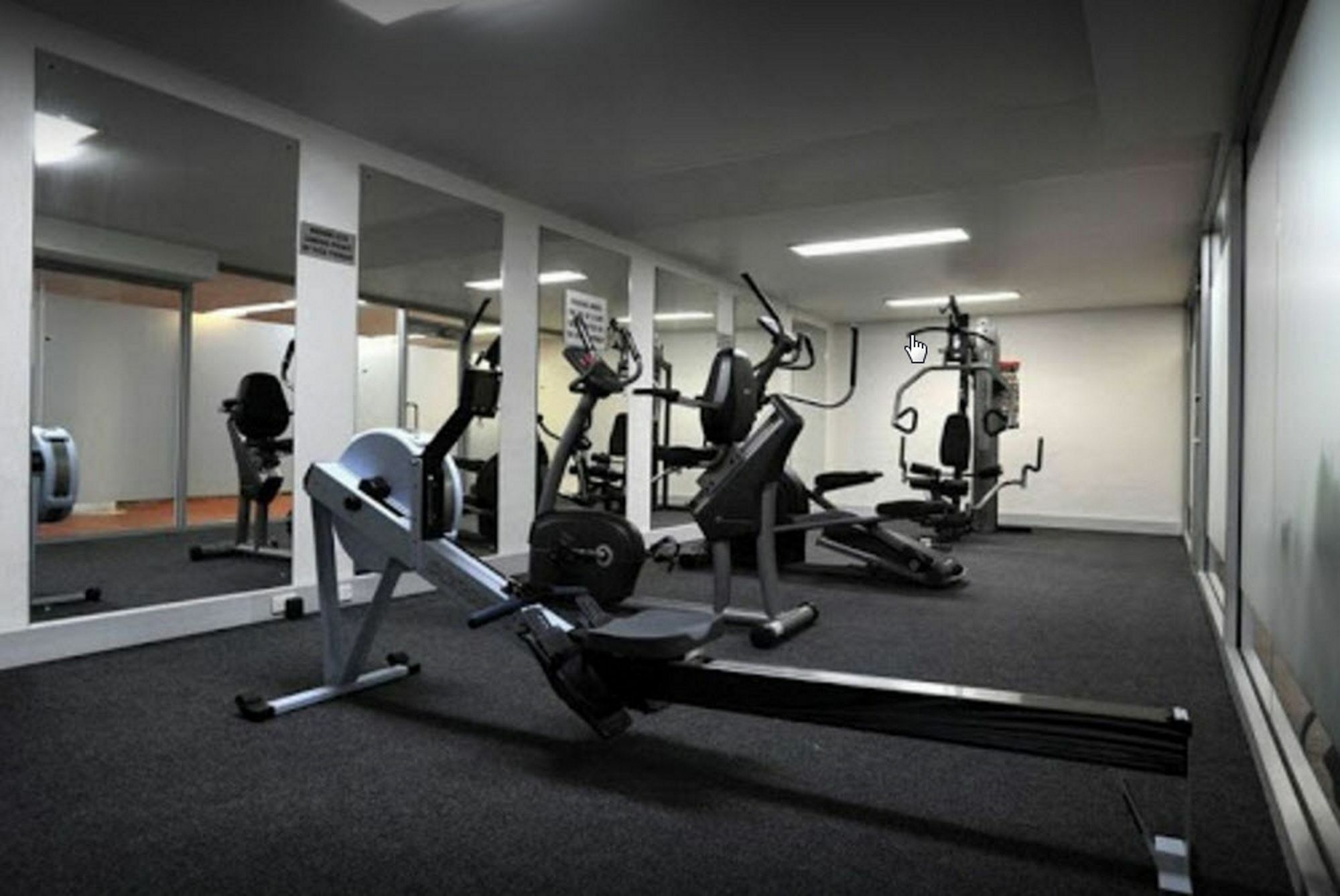 Canberra Parklands Central Apartment Hotel Official Bagian luar foto